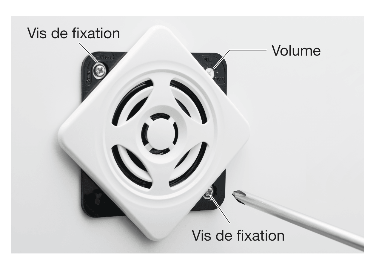 Vis de fixation et r&eacute;glage du volume en fa&ccedil;ade